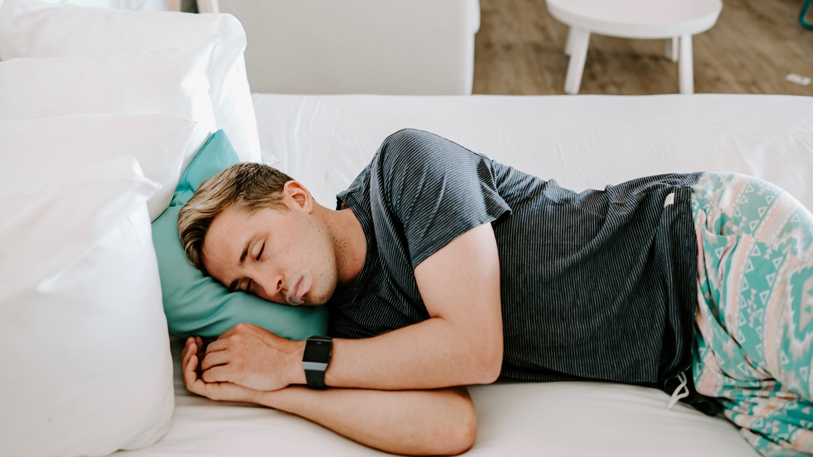 How to Clear a Stuffy Nose While Sleeping
