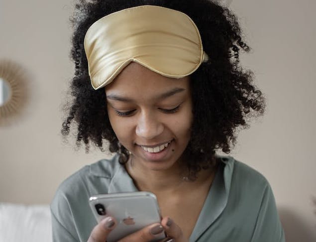 5 iPhone Hacks For Better Sleep