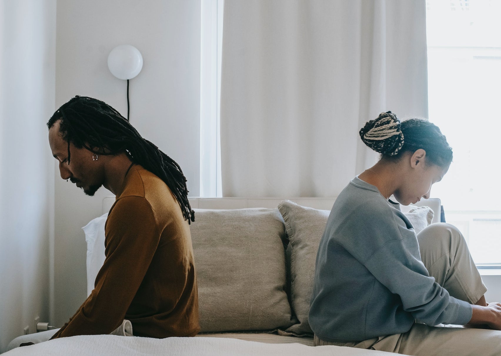 What to Do When You And Your Partner Have Different Sleep Schedules